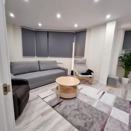 Soho Boutique Tioda, Totalmente Reformado Junto A Las Estaciones, Wifi * Oviede