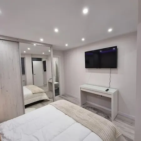 Soho Boutique Tioda, Totalmente Reformado Junto A Las Estaciones, Wifi Appartement *